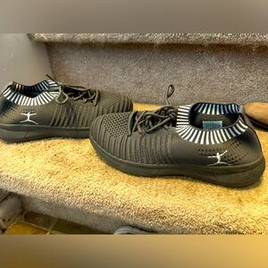 Brand new never worn, danskin sneakers